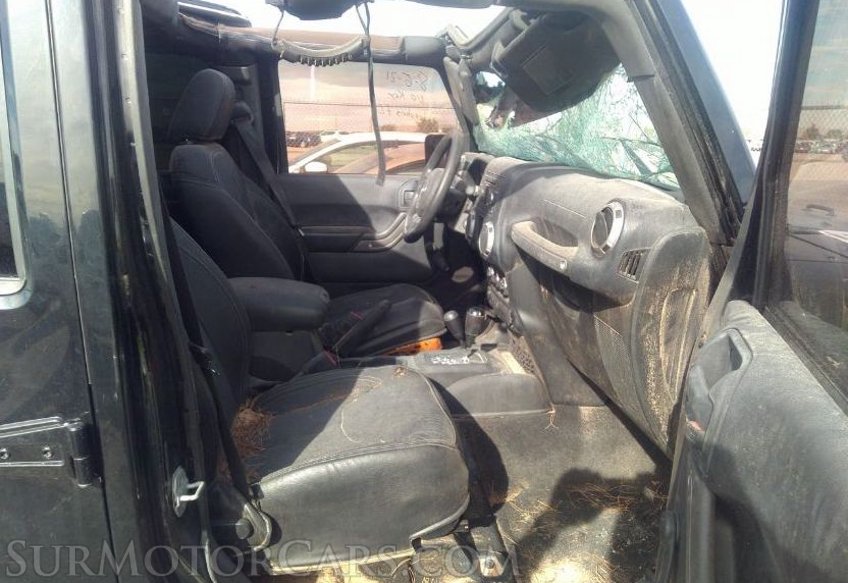 2013 Jeep Wrangler Unlimited - Image 5