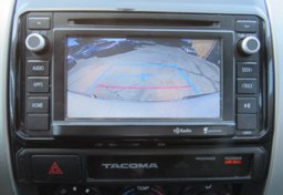 2015 Toyota Tacoma - Image 38