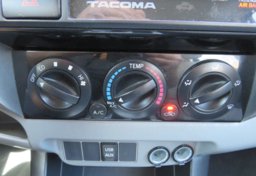 2015 Toyota Tacoma - Image 41