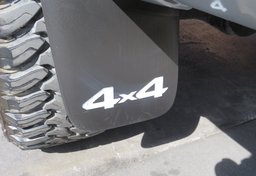 2015 Toyota Tacoma - Image 18