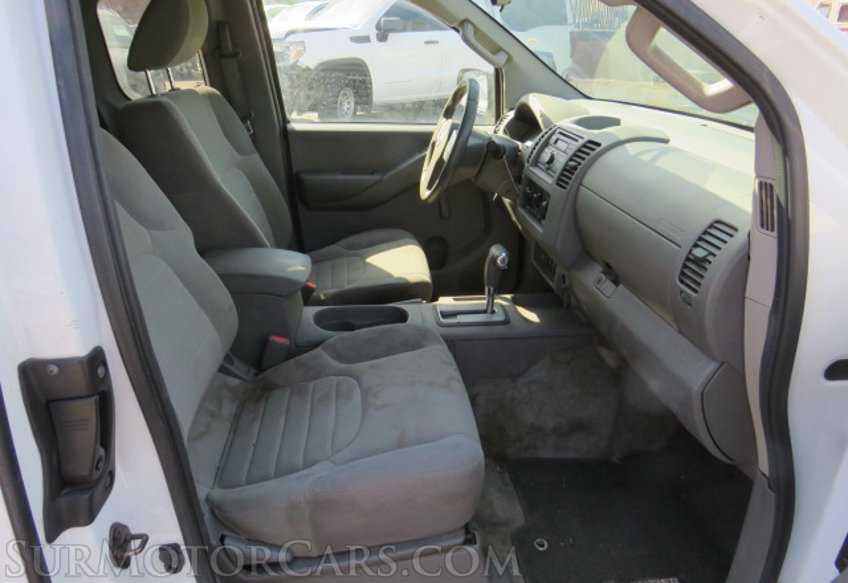 2013 Nissan Frontier - Image 25