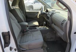 2013 Nissan Frontier - Image 25