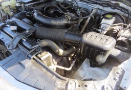 2013 Nissan Frontier - Image 44