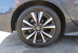 2022 Honda Civic Sedan - Image 18