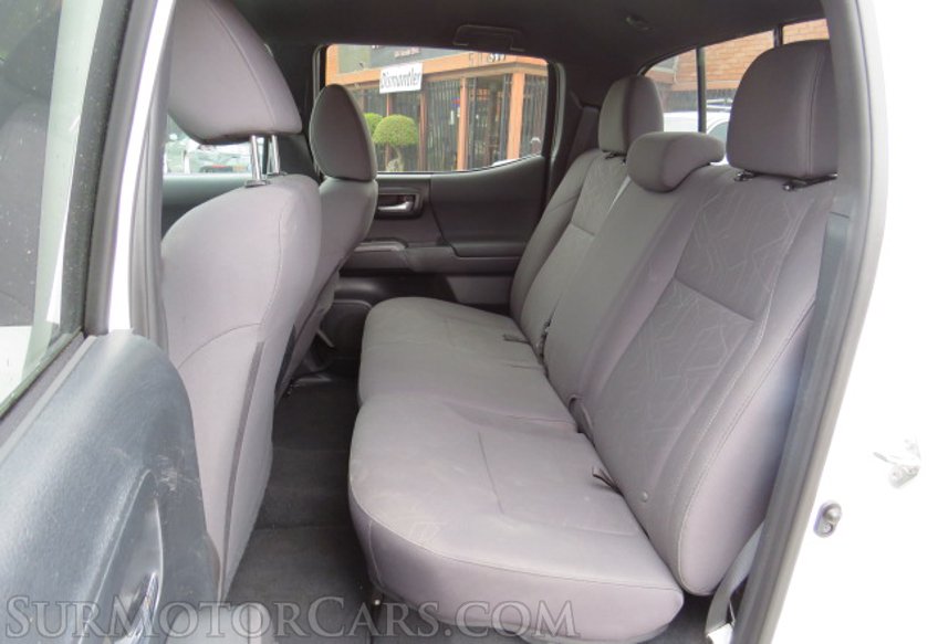 2018 Toyota Tacoma - Image 27