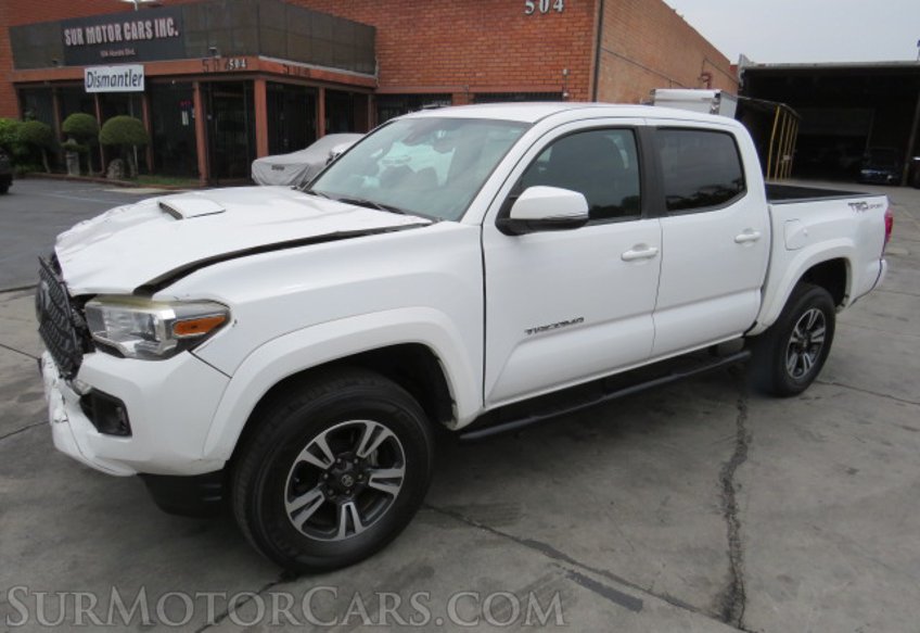 2018 Toyota Tacoma - Image 10