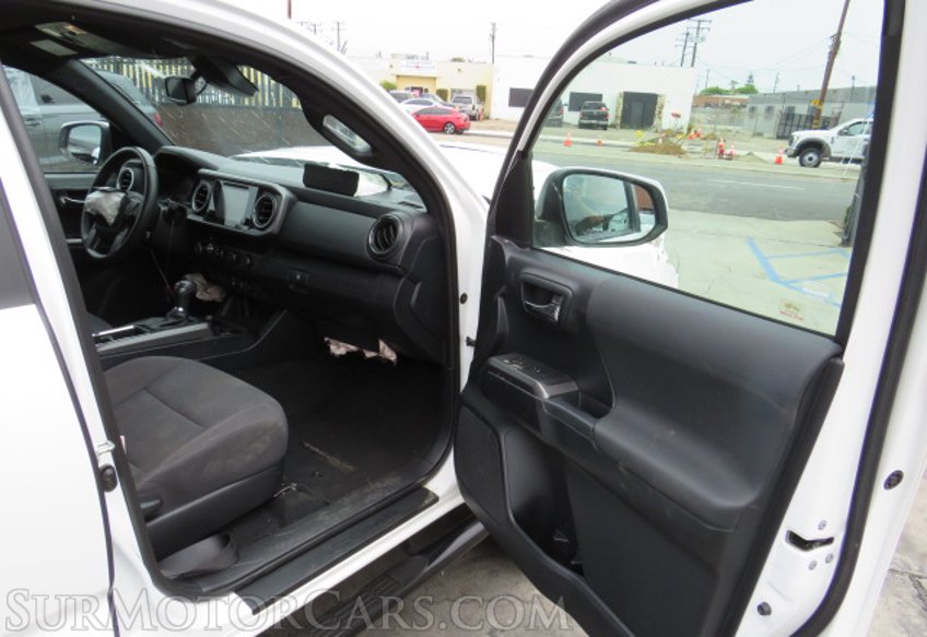 2018 Toyota Tacoma - Image 22