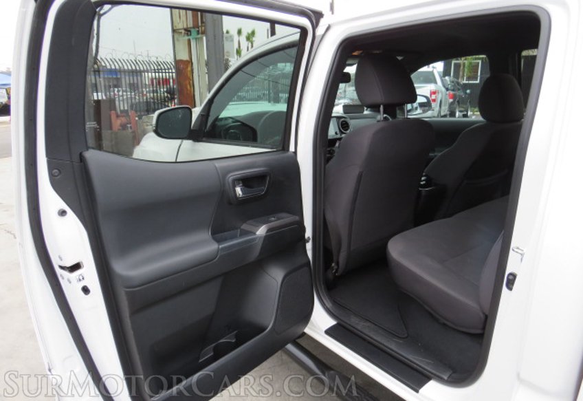 2018 Toyota Tacoma - Image 30