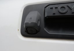 2018 Toyota Tacoma - Image 29