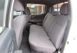 2018 Toyota Tacoma - Image 27