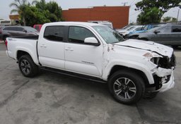 2018 Toyota Tacoma - Image 5