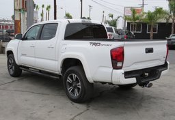 2018 Toyota Tacoma - Image 8
