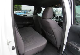 2018 Toyota Tacoma - Image 20