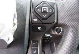 2018 Toyota Tacoma - Image 44