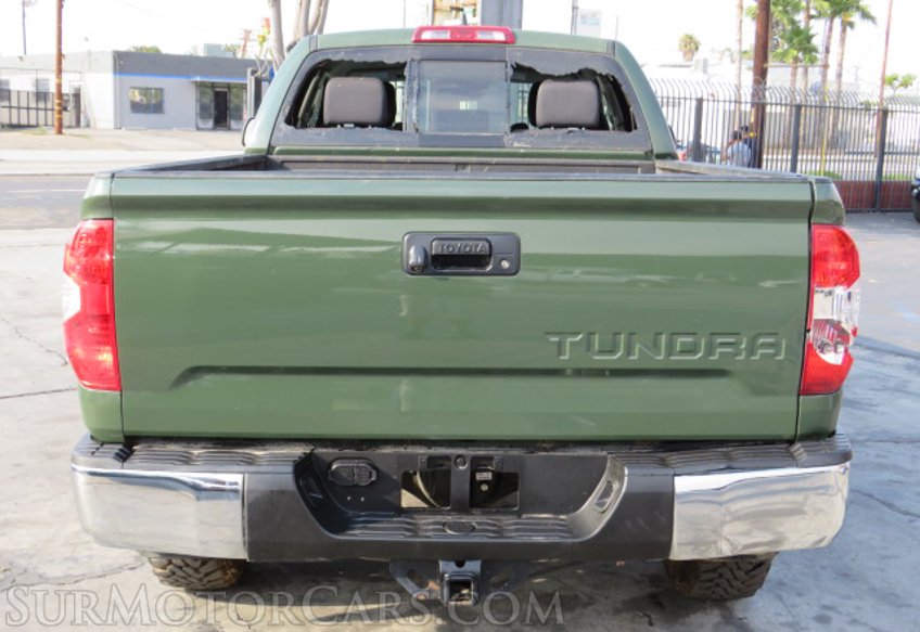 2021 Toyota Tundra 4WD - Image 10