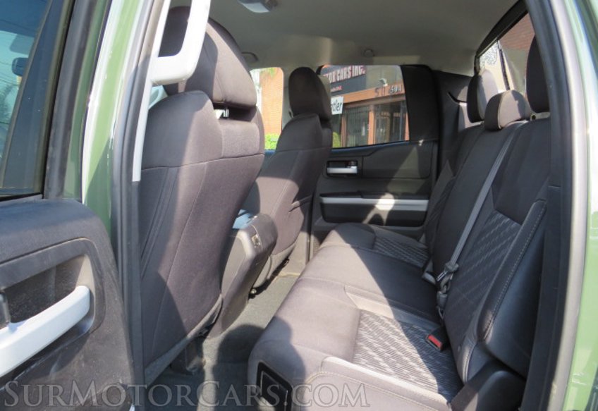2021 Toyota Tundra 4WD - Image 33
