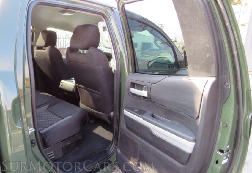 2021 Toyota Tundra 4WD - Image 26