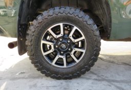 2021 Toyota Tundra 4WD - Image 16