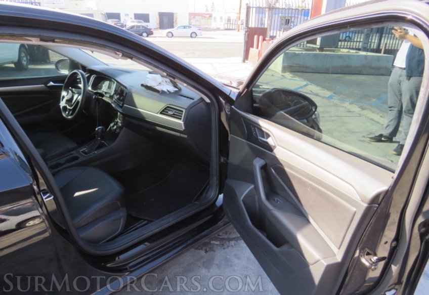 2019 Volkswagen Jetta - Image 20