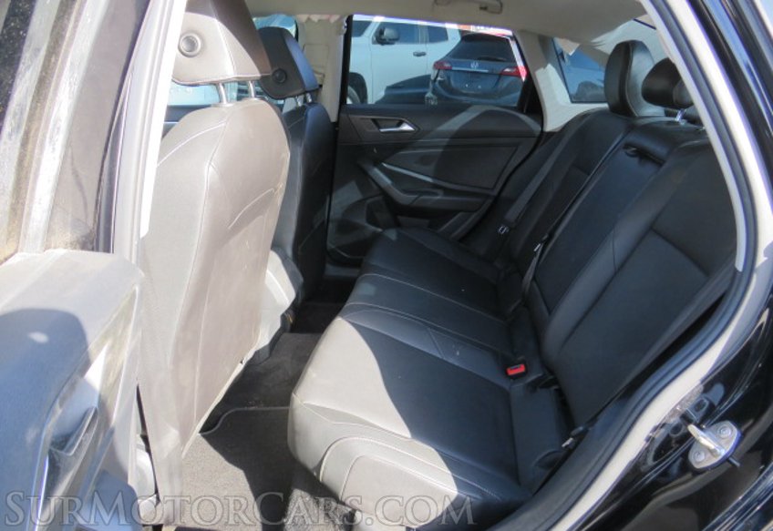 2019 Volkswagen Jetta - Image 28