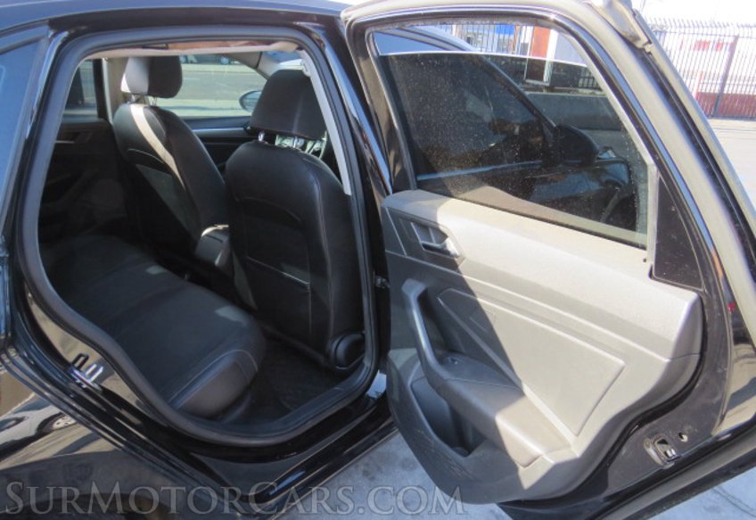 2019 Volkswagen Jetta - Image 26