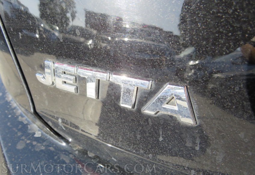 2019 Volkswagen Jetta - Image 13