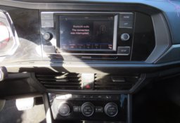 2019 Volkswagen Jetta - Image 35