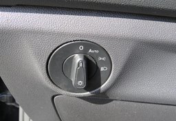 2019 Volkswagen Jetta - Image 41