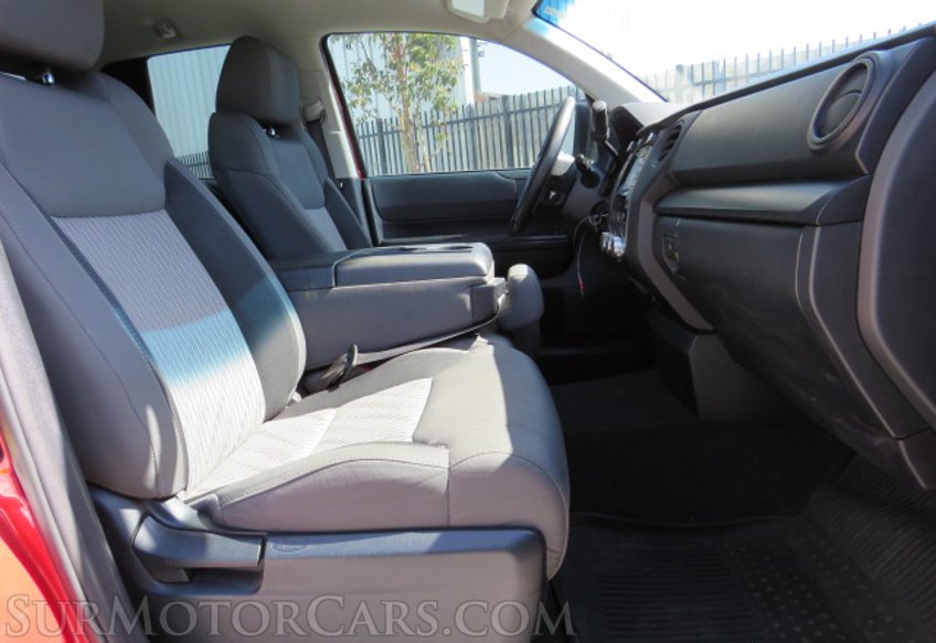 2017 Toyota Tundra 4WD - Image 31