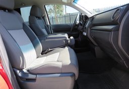 2017 Toyota Tundra 4WD - Image 31