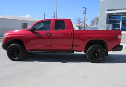 2017 Toyota Tundra 4WD - Image 13