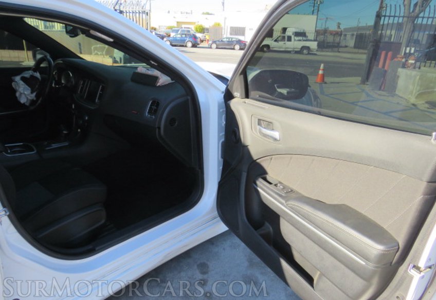 2020 Dodge Charger - Image 19