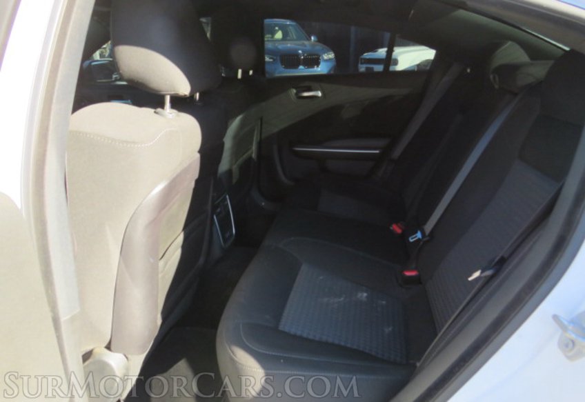 2020 Dodge Charger - Image 28