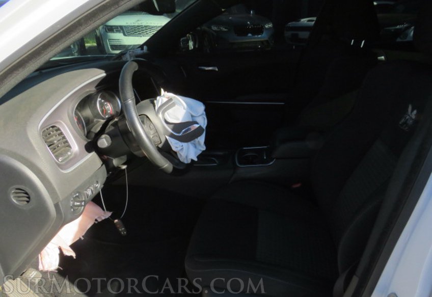 2020 Dodge Charger - Image 23