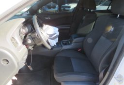 2020 Dodge Charger - Image 25