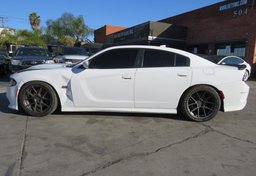 2020 Dodge Charger - Image 5