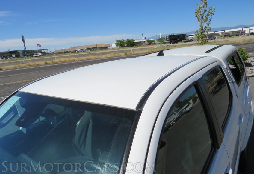 2018 Toyota Tacoma - Image 19