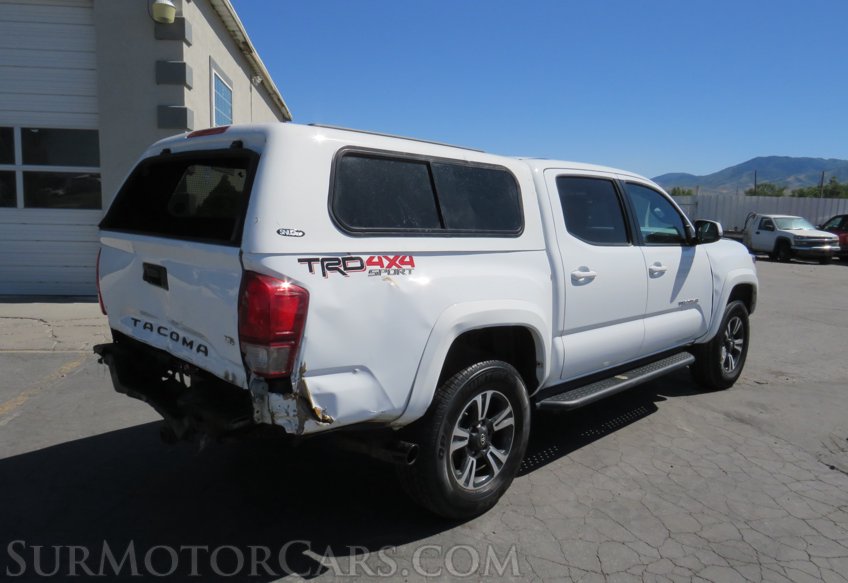2018 Toyota Tacoma - Image 7