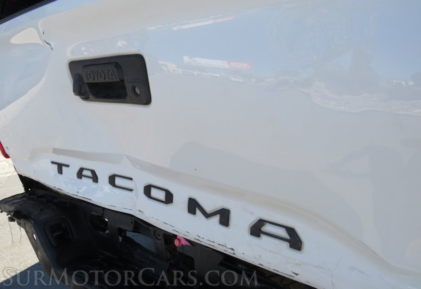 2018 Toyota Tacoma - Image 22