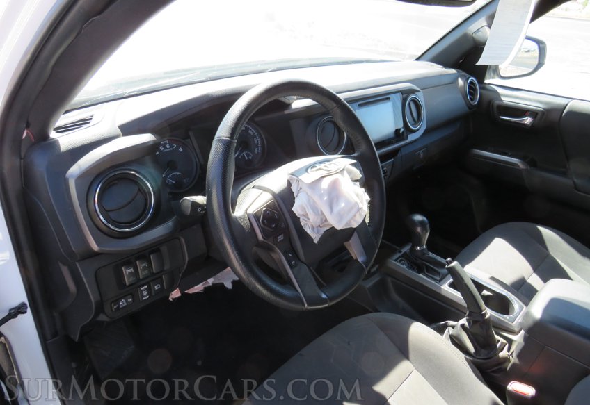 2018 Toyota Tacoma - Image 29