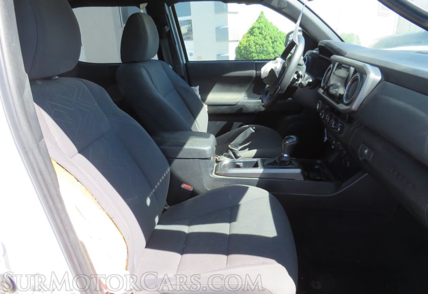 2018 Toyota Tacoma - Image 31