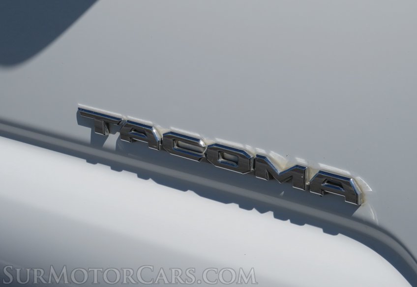 2018 Toyota Tacoma - Image 26