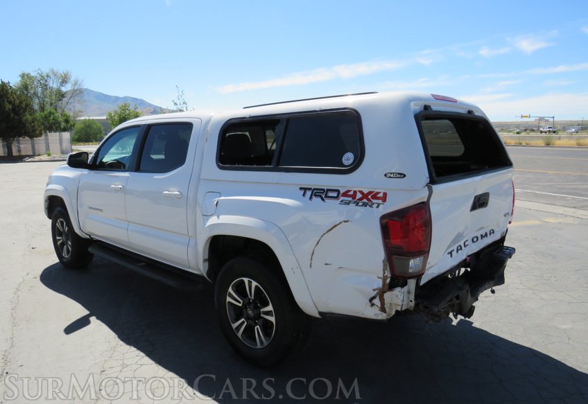 2018 Toyota Tacoma - Image 9