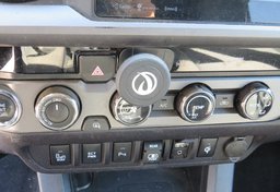 2018 Toyota Tacoma - Image 43