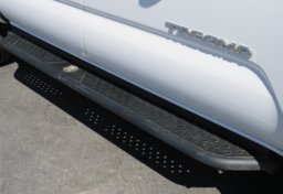 2018 Toyota Tacoma - Image 23