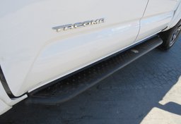 2018 Toyota Tacoma - Image 20