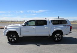 2018 Toyota Tacoma - Image 11