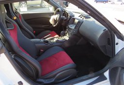 2020 Nissan 370Z Coupe - Image 24