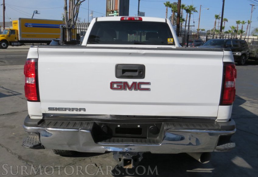 2019 GMC Sierra 2500HD - Image 12