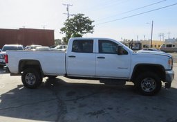 2019 GMC Sierra 2500HD - Image 6
